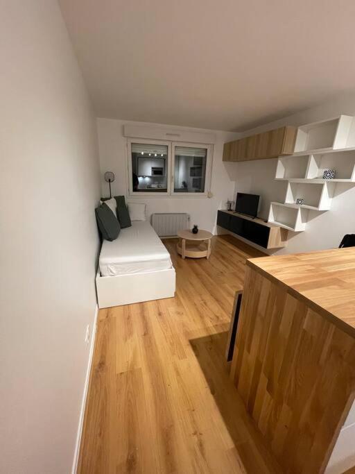 Studio Meuble Apartment Amiens Exterior photo